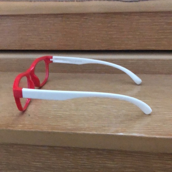 Brand new Blue light glasses for kids - Picture 3 of 5